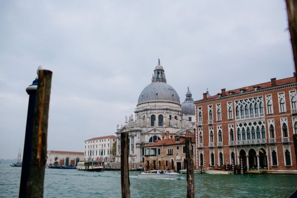 venetia-2014-01226417749F-15CA-8FA3-1535-F4750212B548.jpg